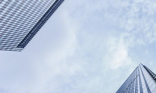 國際珠寶網站建設 定制開發與自助建站的選擇指南